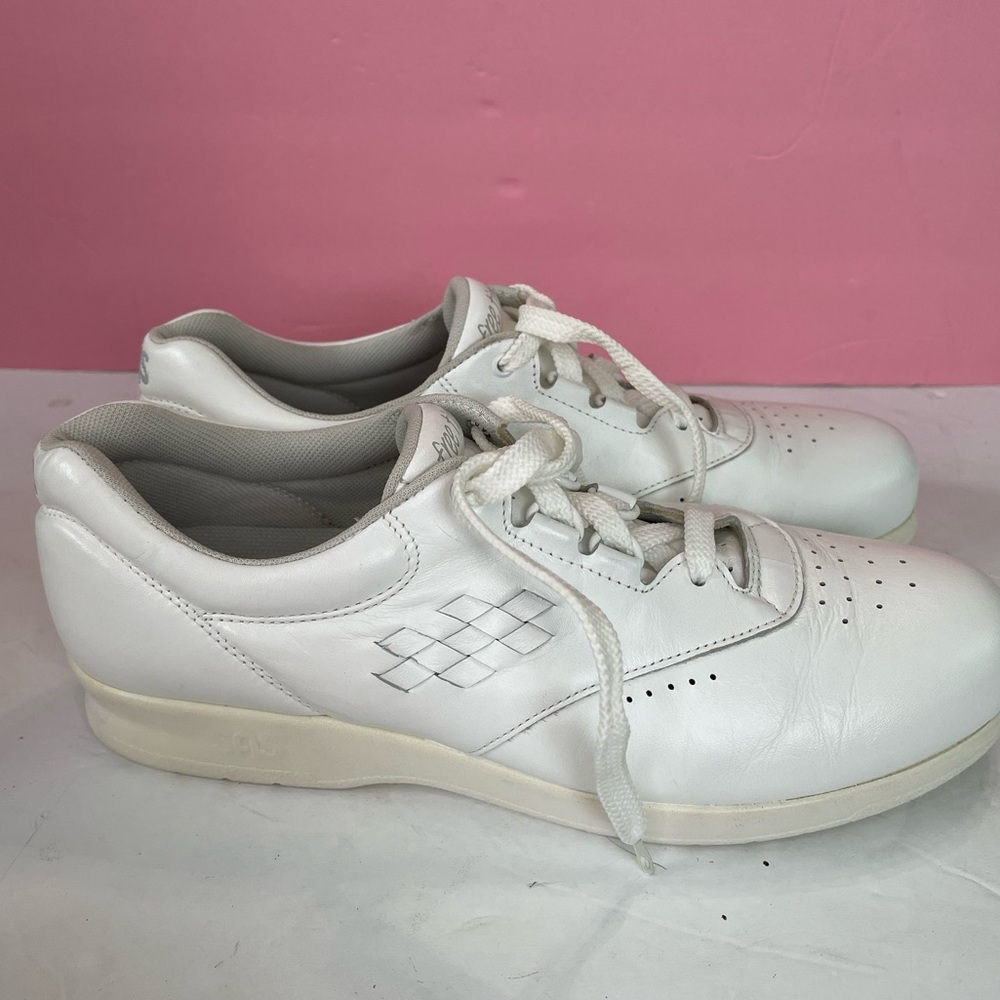 SAS Womens Free Time Nurse Comfort Shoes Size 8 1/2 S Leather Tripad Walking